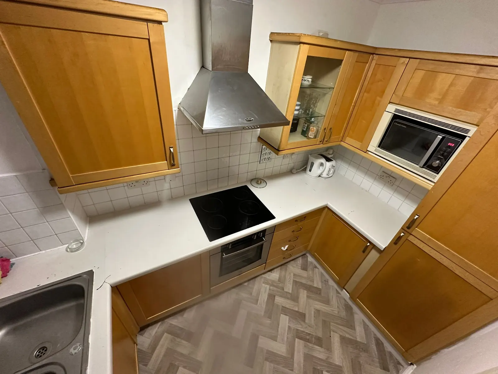3 doubles rooms in Crossharbour